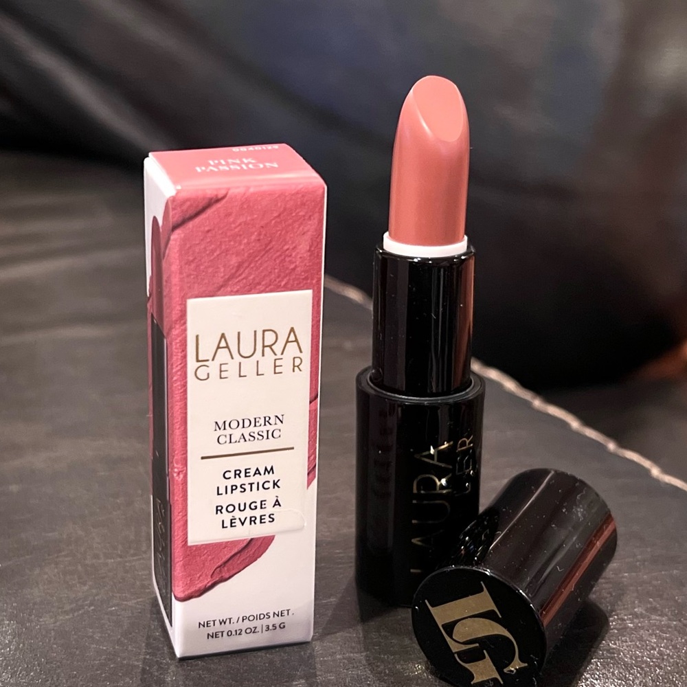 Laura Geller Modern Classic Cream Lipstick in Pink Passion